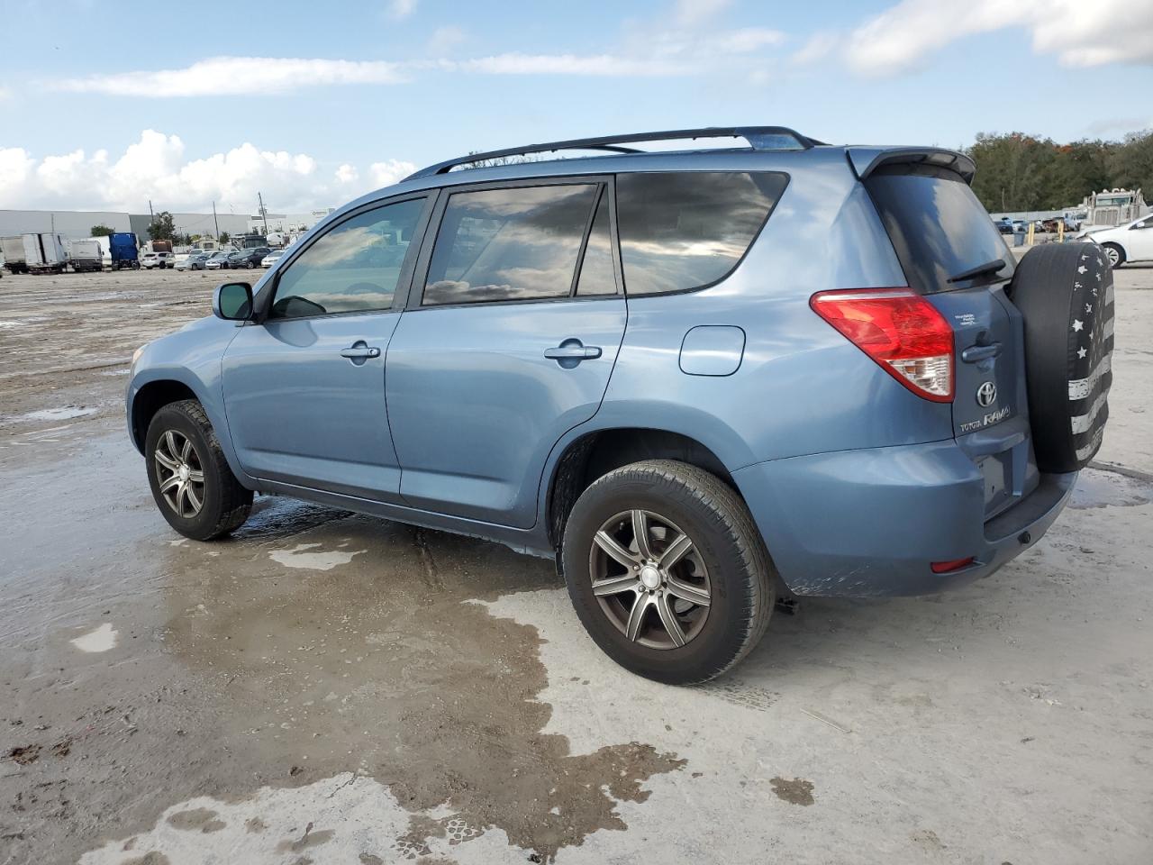 2008 Toyota RAV 4 VIN JTMZD33V285109689 Copart auction photo, side damage thumbnail 2