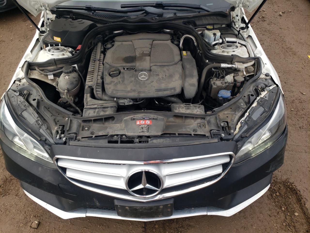 2014 Mercedes-Benz E-klasse VIN WDDHF5KB3EB048770 Copart auction photo, all over damage thumbnail 11