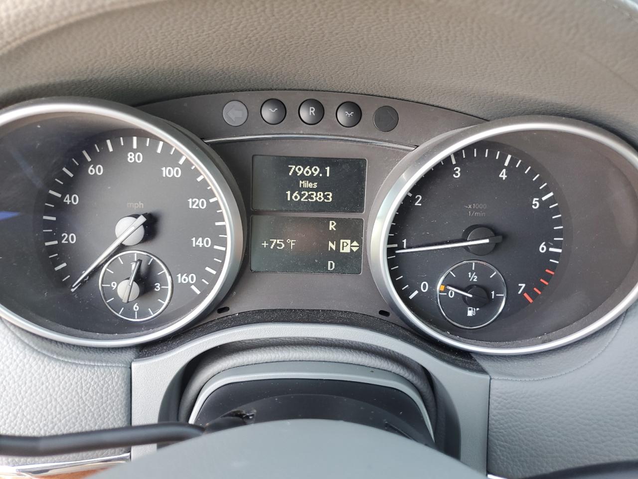 2009 Mercedes-Benz GL-klasse VIN 4JGBF71E89A527703 Copart auction photo, vandalism / minor dent/scratches damage thumbnail 9