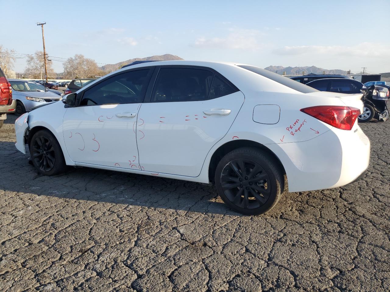 2018 Toyota Corolla VIN 5YFBURHE6JP797640 Copart auction photo, front end damage thumbnail 2