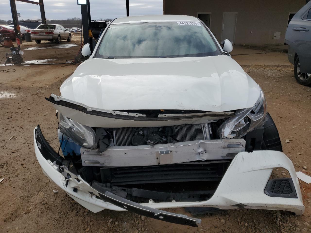 2020 Nissan Altima VIN 1N4BL4BV4LC205345 Copart auction photo, front end damage thumbnail 5