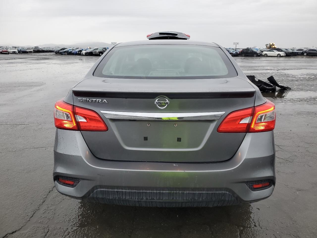 2018 Nissan Sentra VIN 3N1AB7AP5JY236852 Copart auction photo, front end damage thumbnail 6