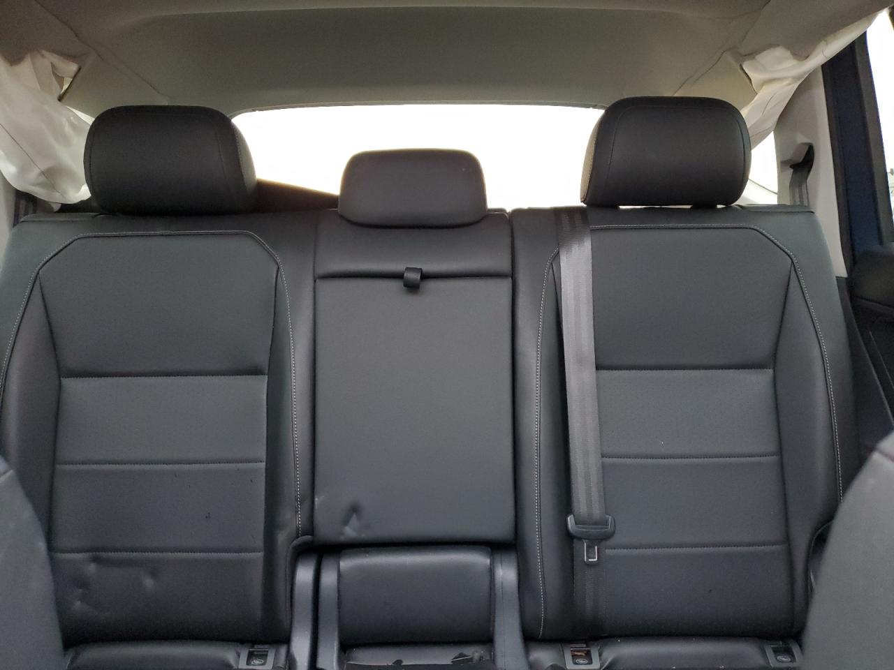 2019 Volkswagen Tiguan VIN 3VV3B7AX7KM163354 Copart auction photo, all over damage thumbnail 10