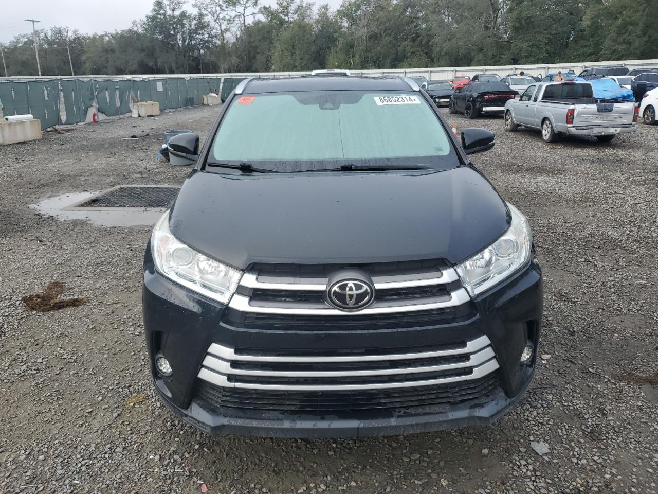 2019 Toyota Highlander VIN 5TDKZRFH2KS554267 Copart auction photo, water/flood damage thumbnail 5