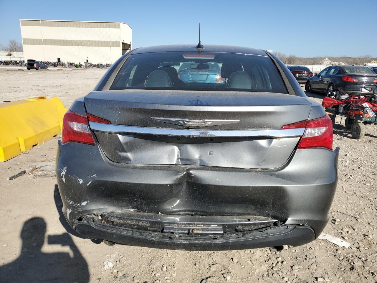 2013 Chrysler 200 VIN 1C3CCBCG6DN507653 Copart auction photo, rear end damage thumbnail 6