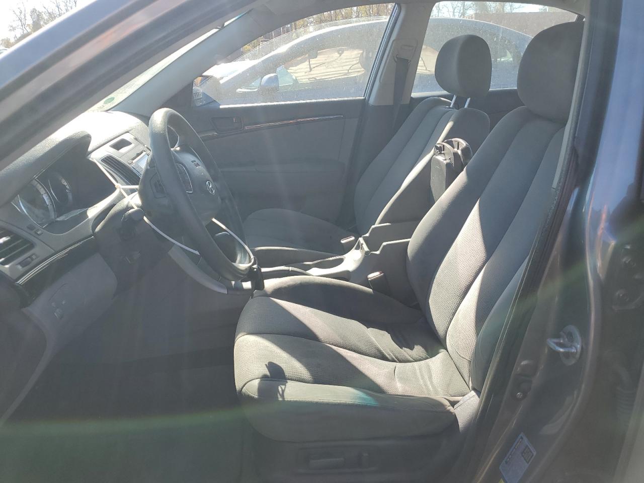 2009 Hyundai Sonata VIN 5NPET46C09H463617 Copart auction photo, rear end / minor dent/scratches damage thumbnail 7