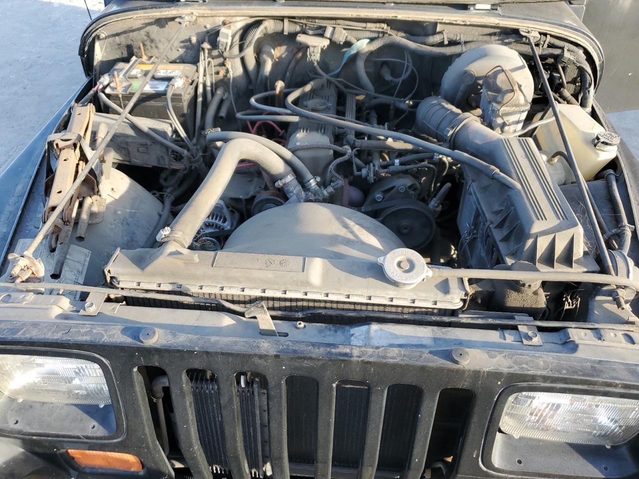 1995 Jeep Wrangler VIN 1J4FY19P3SP246506 Copart auction photo, mechanical damage thumbnail 11
