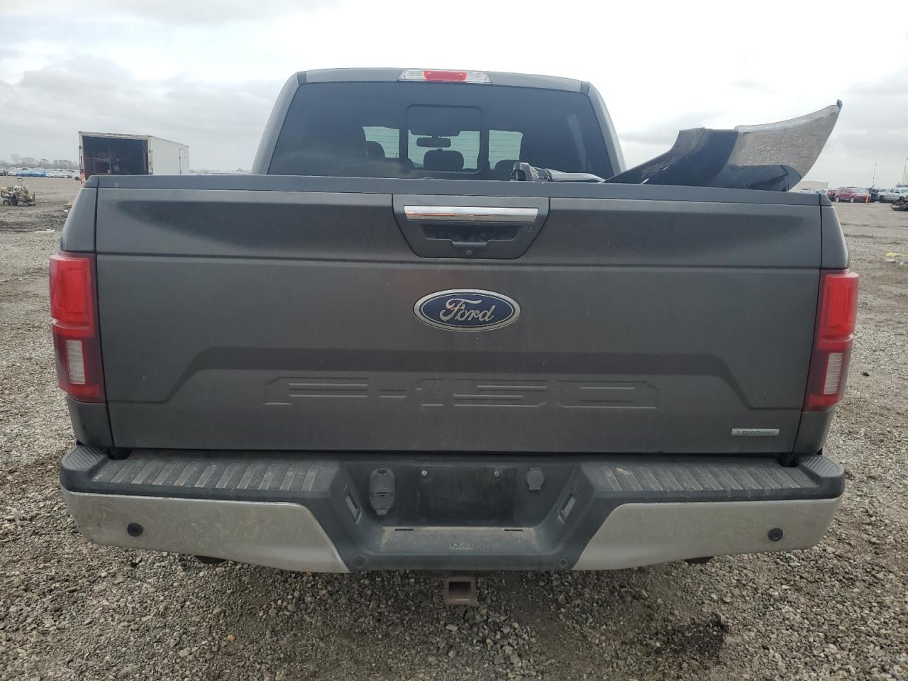 2018 Ford F-150 VIN 1FTEW1CG1JKD16600 Copart auction photo, front end / side damage thumbnail 6