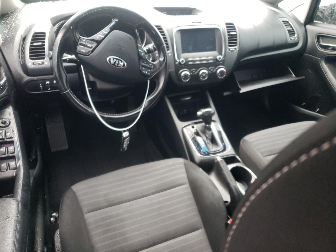 2018 KIA Forte VIN 3KPFL4A70JE216671 Copart auction photo, front end damage thumbnail 8