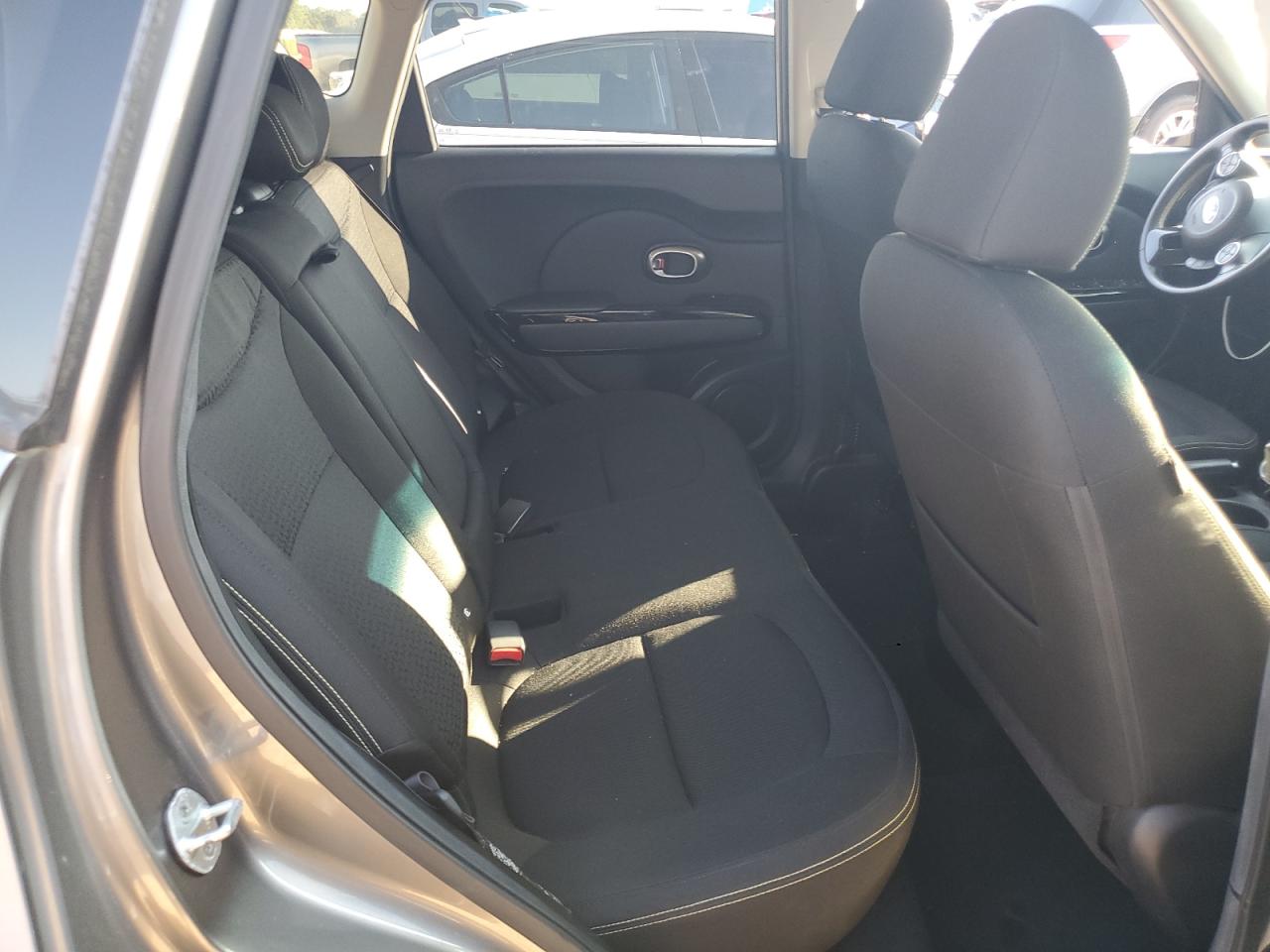 2015 KIA Soul VIN KNDJP3A5XF7223612 Copart auction photo, side / rear end damage thumbnail 10
