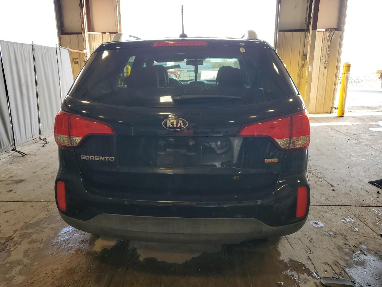 2015 KIA Sorento VIN 5XYKTCA63FG604987 Copart auction photo, front end damage thumbnail 6
