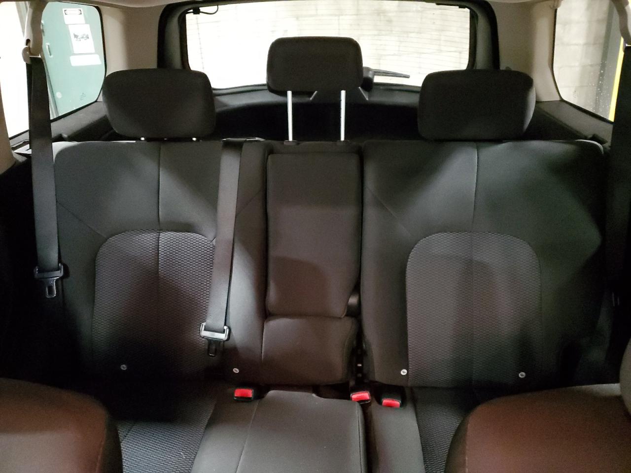 2011 Mitsubishi Endeavor VIN 4A4JM2AS7BE015369 Copart auction photo, front end / side damage thumbnail 10