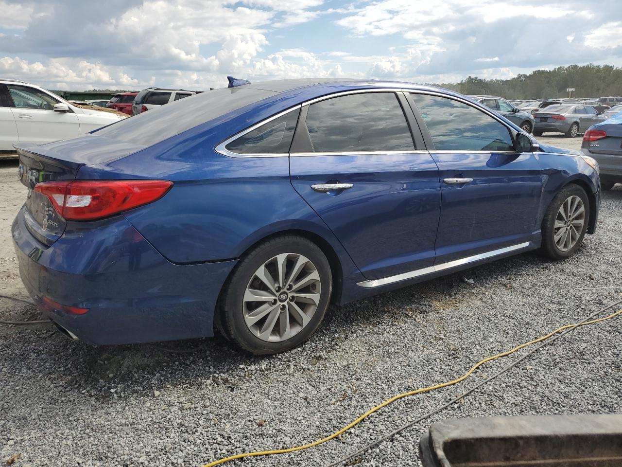 2016 Hyundai Sonata VIN 5NPE34AF5GH424701 Copart auction photo, water/flood damage thumbnail 3
