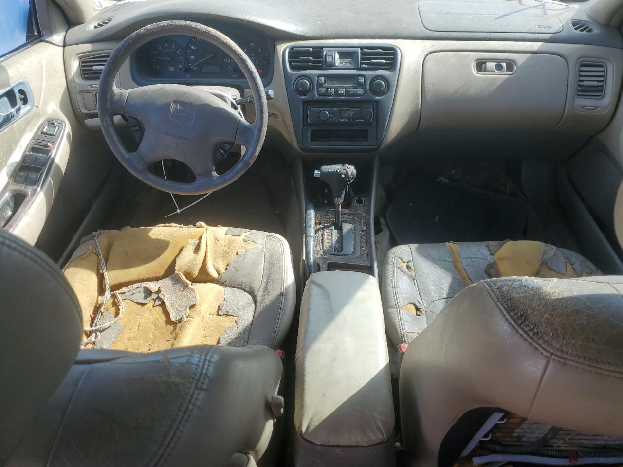 2000 Honda Accord VIN 1HGCG165XYA089715 Copart auction photo, front end damage thumbnail 8