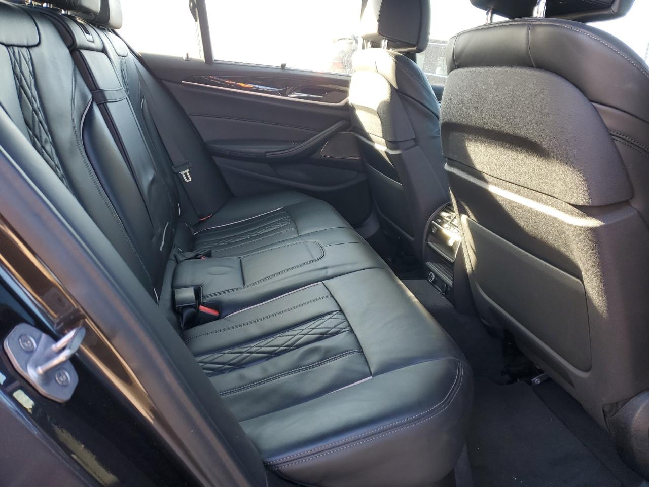 2018 BMW M5 VIN WBAJB9C58JB287360 Copart auction photo, front end / minor dent/scratches damage thumbnail 10