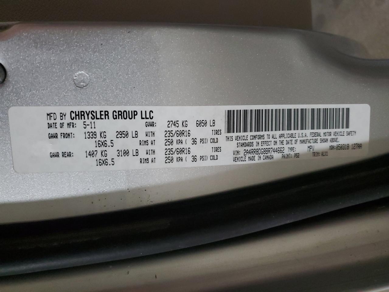2011 Chrysler Town & Country VIN 2A4RR8DG8BR744662 Copart auction photo, mechanical / front end damage thumbnail 13