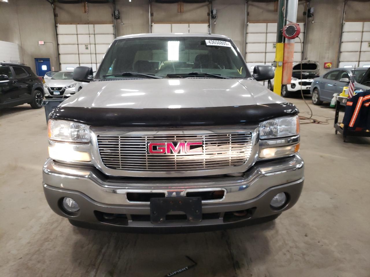 2006 GMC Sierra VIN 2GTEK13T461121073 Copart auction photo, mechanical damage thumbnail 5