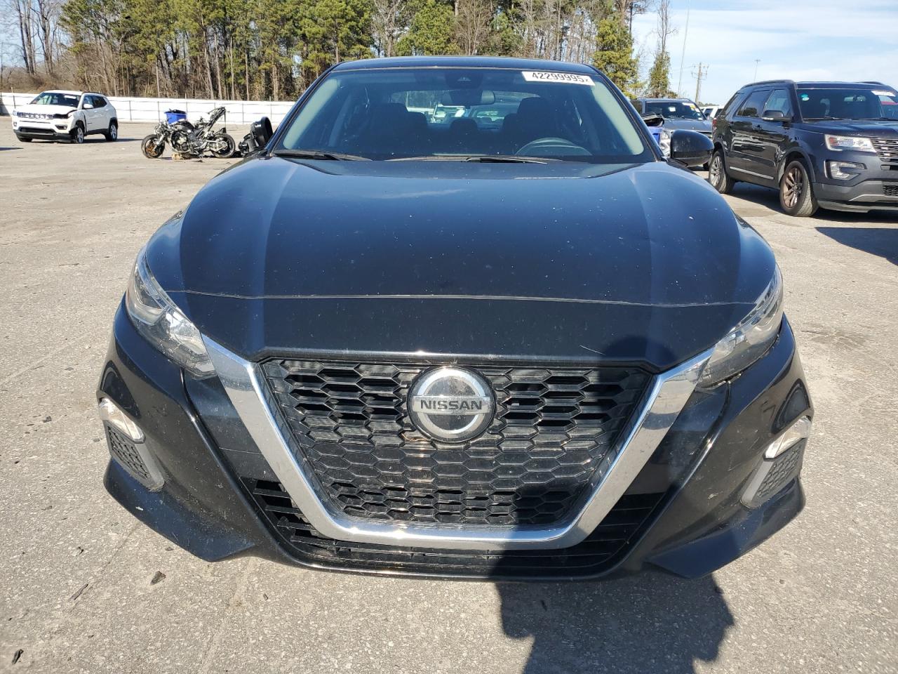 2021 Nissan Altima VIN 1N4BL4BV9MN385654 Copart auction photo, side / front end damage thumbnail 5