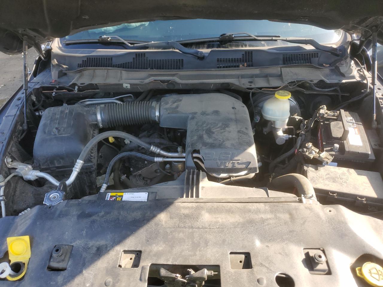 2017 RAM 1500 VIN 1C6RR6GG6HS714063 Copart auction photo, front end / minor dent/scratches damage thumbnail 13