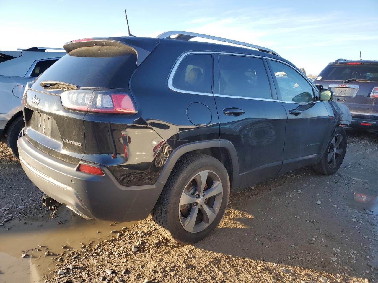 2019 Jeep Grand Cherokee VIN 1C4PJMDX3KD100518 Copart auction photo, burn - engine / burn damage thumbnail 3