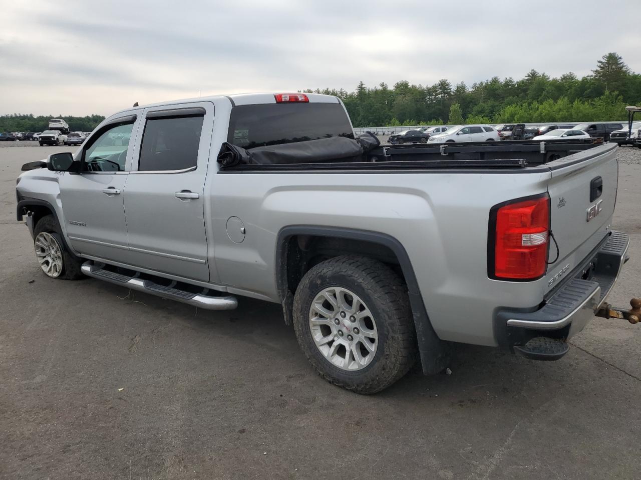 2015 GMC Sierra VIN 3GTU2UEC7FG273639 Copart auction photo, front end damage thumbnail 2