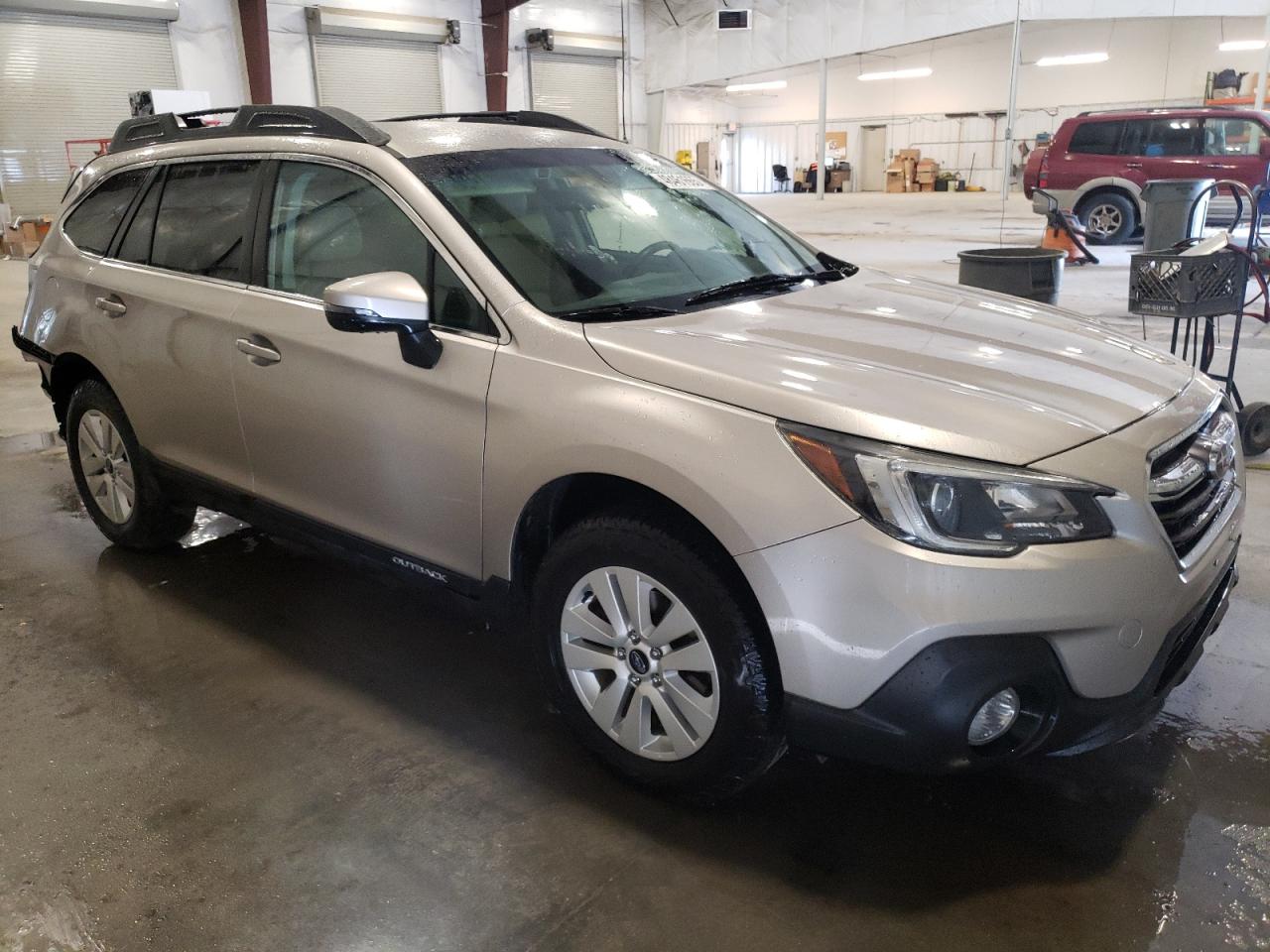 2018 Subaru Outback VIN 4S4BSAFC1J3362280 Copart auction photo, rear end damage thumbnail 4