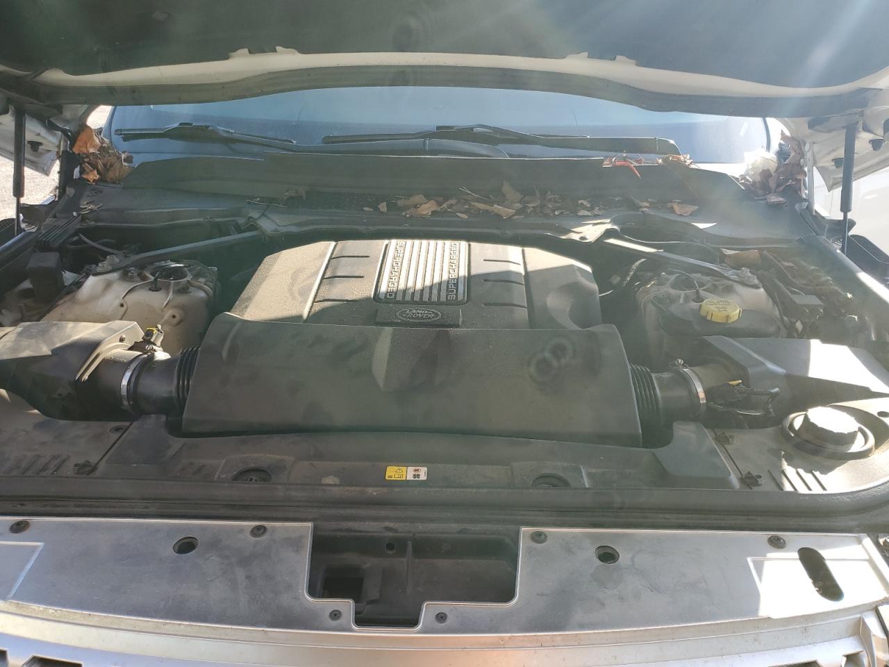 2015 Land Rover Range Rover VIN SALGS2TF2FA240232 Copart auction photo, front end damage thumbnail 11
