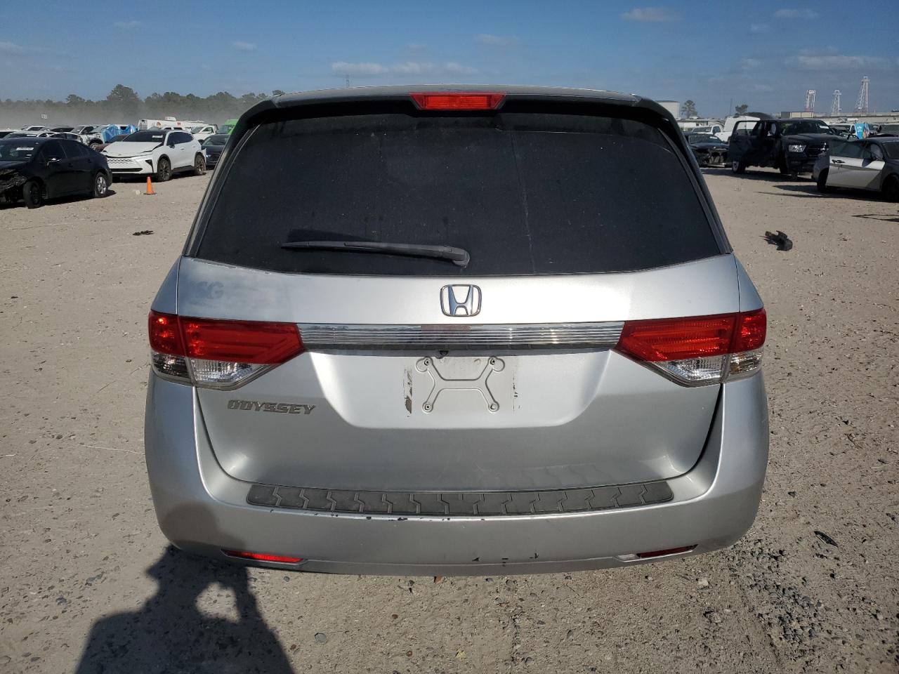2014 Honda Odyssey VIN 5FNRL5H23EB063149 Copart auction photo, water/flood / all over damage thumbnail 6