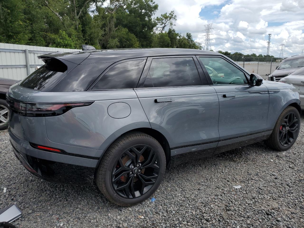 2024 Land Rover Range Rover VIN SALYL2EX4RA376938 Copart auction photo, front end damage thumbnail 3