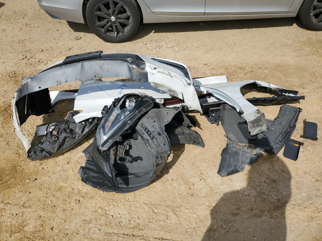 2017 Nissan Sentra VIN 3N1CB7AP0HY371353 Copart auction photo, front end / undercarriage damage thumbnail 12