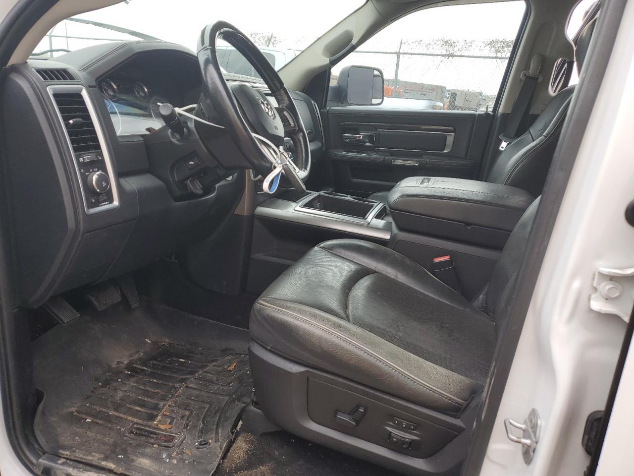 2015 RAM 1500 VIN 1C6RR7PMXFS572700 Copart auction photo, vandalism / mechanical damage thumbnail 7