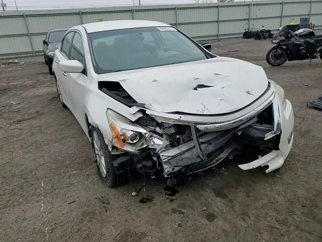 2015 Nissan Altima VIN 1N4AL3AP3FC113513 Copart auction photo, front end / side damage thumbnail 10
