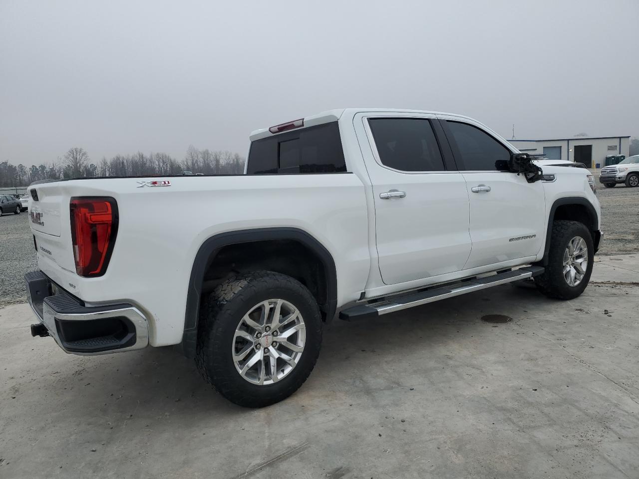 2022 GMC Sierra VIN 3GTU9DED8NG157157 Copart auction photo, front end damage thumbnail 3