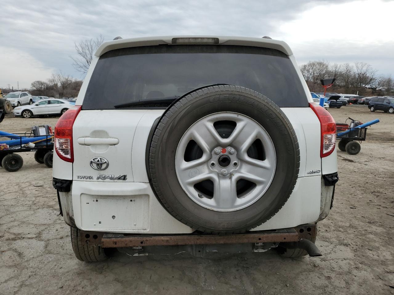 2006 Toyota RAV 4 VIN JTMBD31V365015113 Copart auction photo, all over damage thumbnail 6