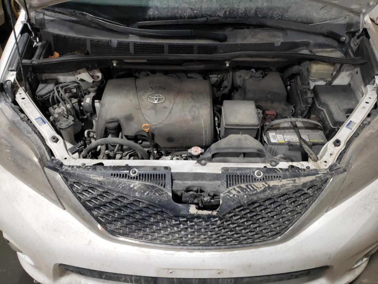 2017 Toyota Sienna VIN 5TDXZ3DCXHS800212 Copart auction photo, rear end damage thumbnail 12