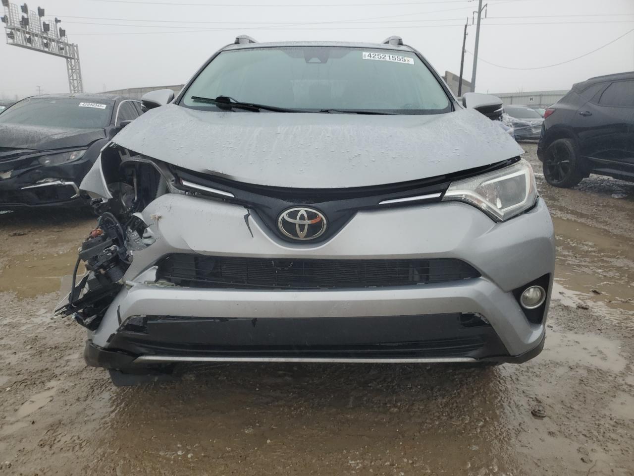 2017 Toyota RAV 4 VIN 2T3WFREV3HW351963 Copart auction photo, front end damage thumbnail 5