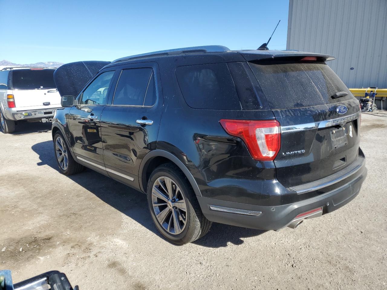 2018 Ford Explorer VIN 1FM5K7F81JGB33683 Copart auction photo, side damage thumbnail 2