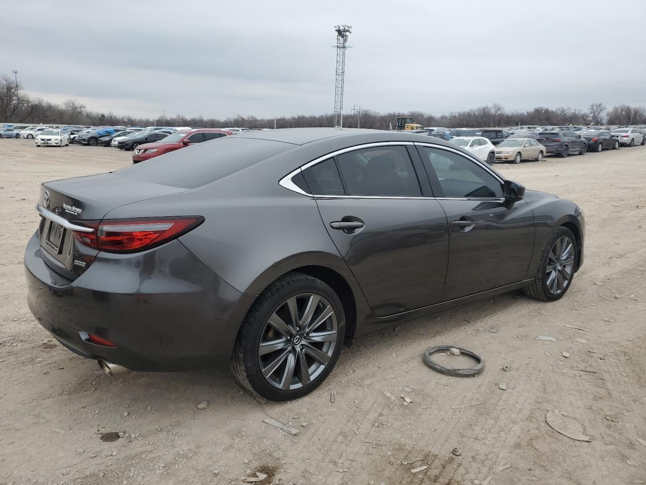 2018 Mazda 6 VIN JM1GL1VMXJ1303533 Copart auction photo, hail damage thumbnail 3
