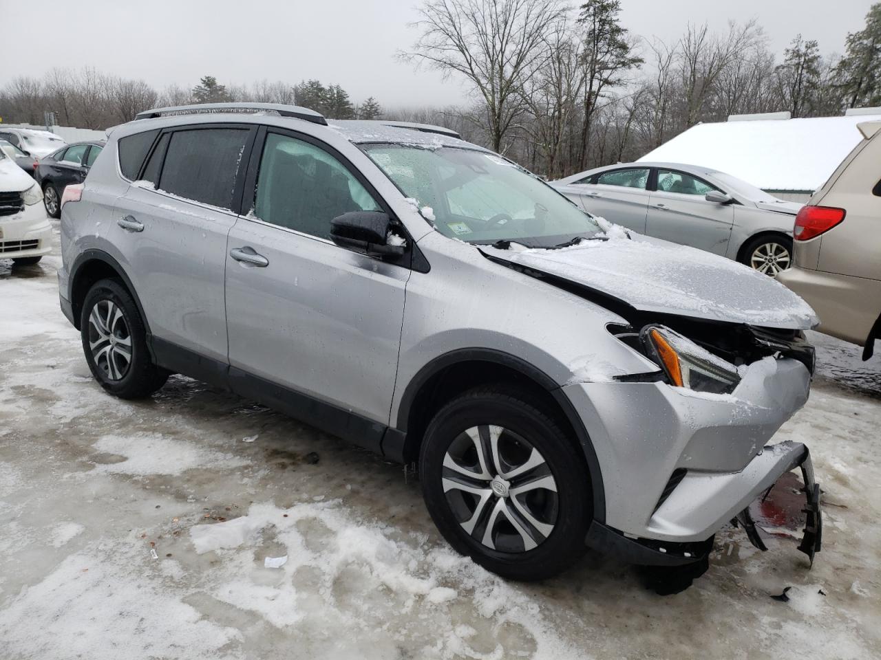 2017 Toyota RAV 4 VIN 2T3BFREV9HW604010 Copart auction photo, front end / undercarriage damage thumbnail 4