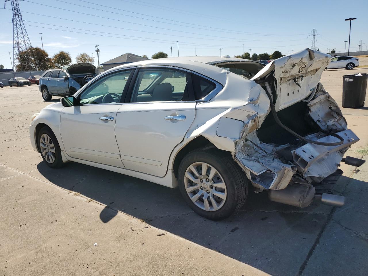 2014 Nissan Altima VIN 1N4AL3AP8EN237795 Copart auction photo, rear end / front end damage thumbnail 2