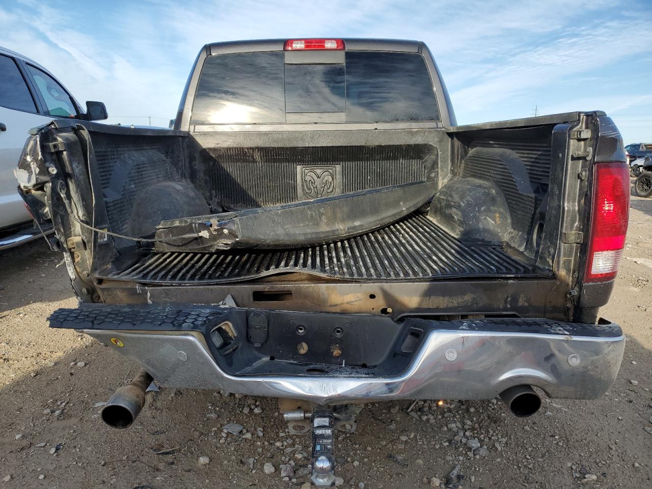 2018 RAM 1500 VIN 3C6RR7LT2JG235290 Copart auction photo, rear end / undercarriage damage thumbnail 6