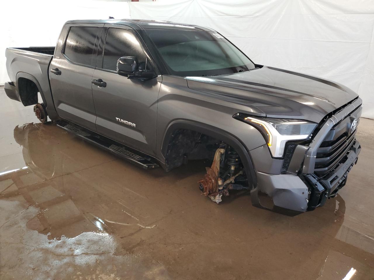 2022 Toyota Tundra VIN 5TFLA5DB5NX030659 Copart auction photo, all over / stripped damage thumbnail 4