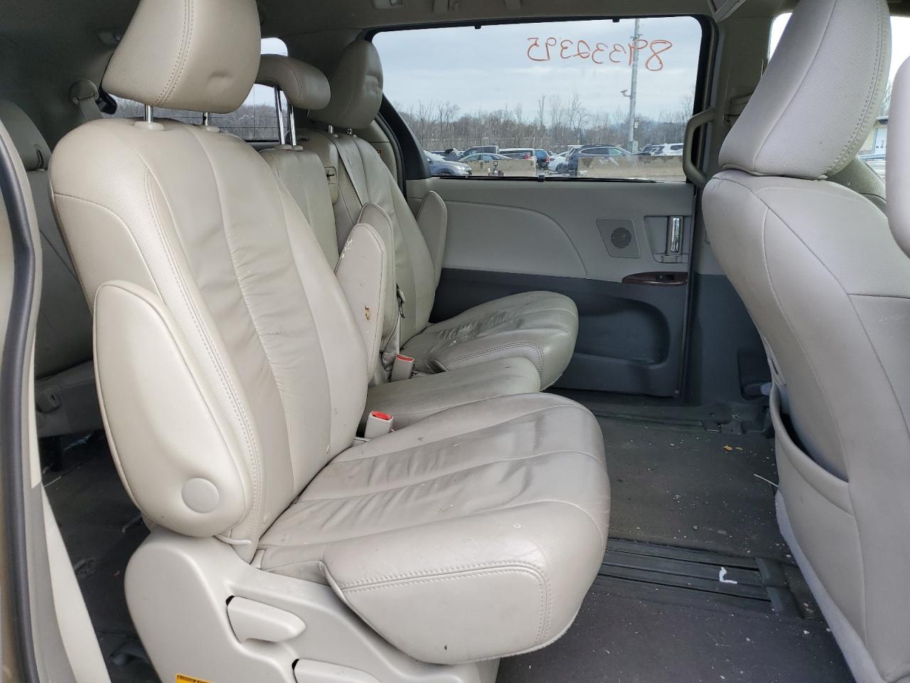 2011 Toyota Sienna VIN 5TDYK3DC9BS155195 Copart auction photo, all over damage thumbnail 11