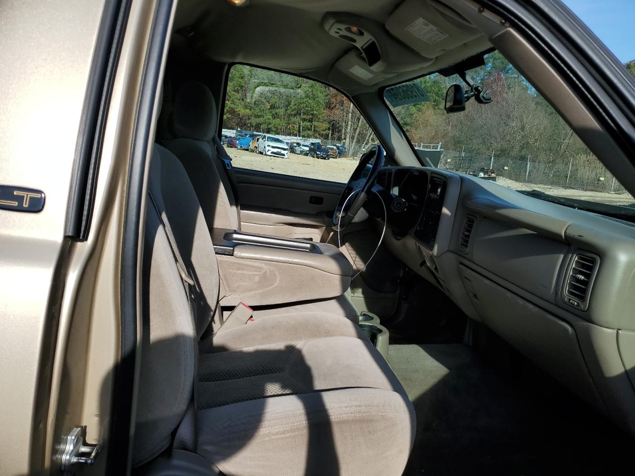 2006 Chevrolet Silverado VIN 3GCEC14T46G141682 Copart auction photo, front end / minor dent/scratches damage thumbnail 10