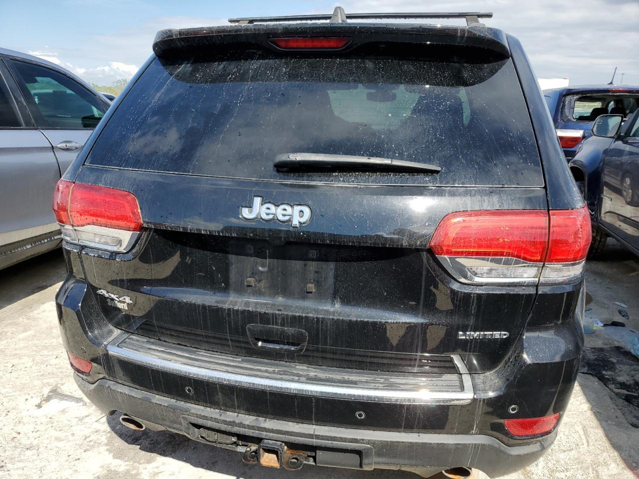 2017 Jeep Grand Cherokee VIN 1C4RJFBT3HC710874 Copart auction photo, water/flood damage thumbnail 6