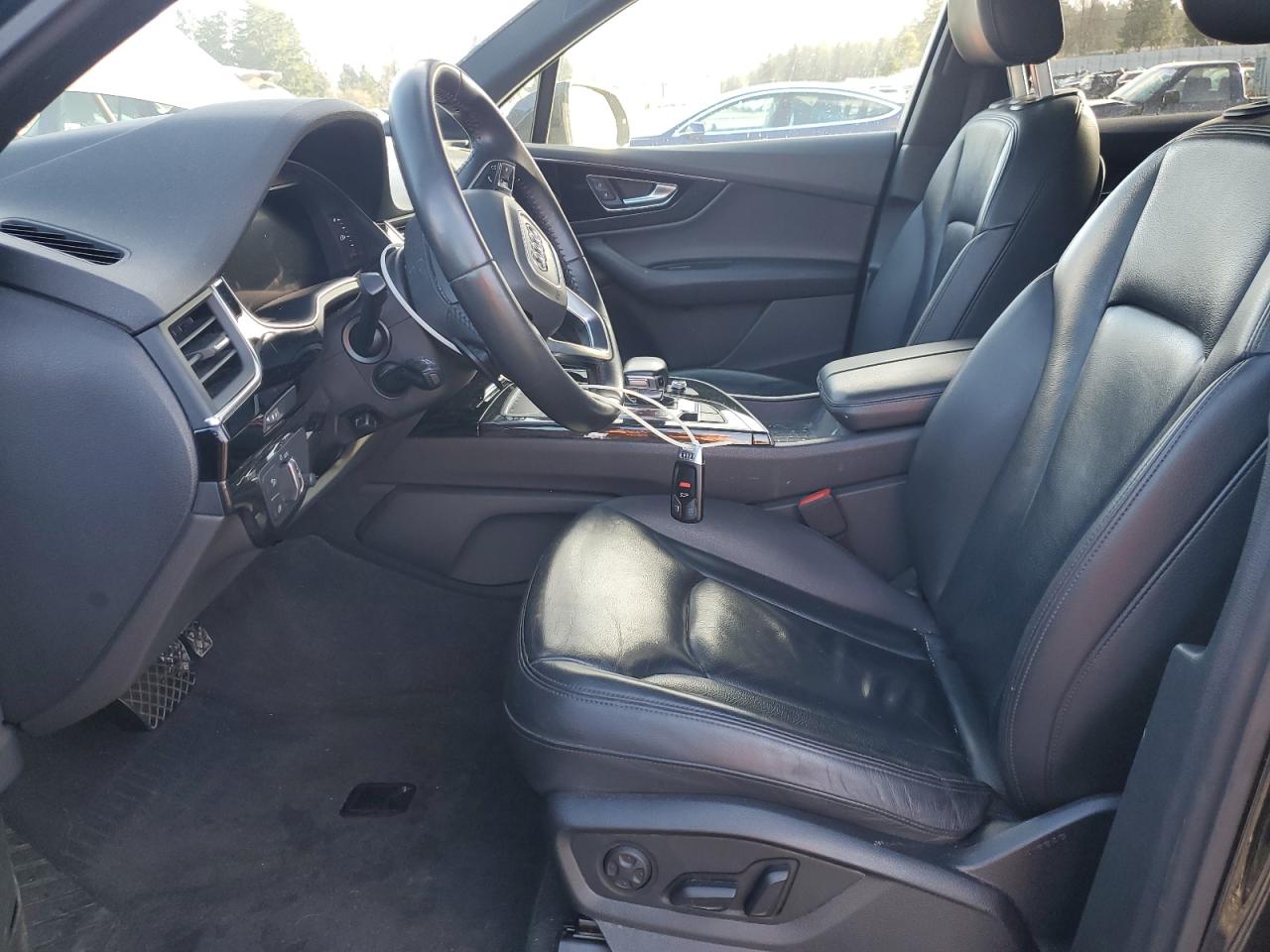 2019 Audi Q7 VIN WA1LAAF72KD013746 Copart auction photo, front end damage thumbnail 7