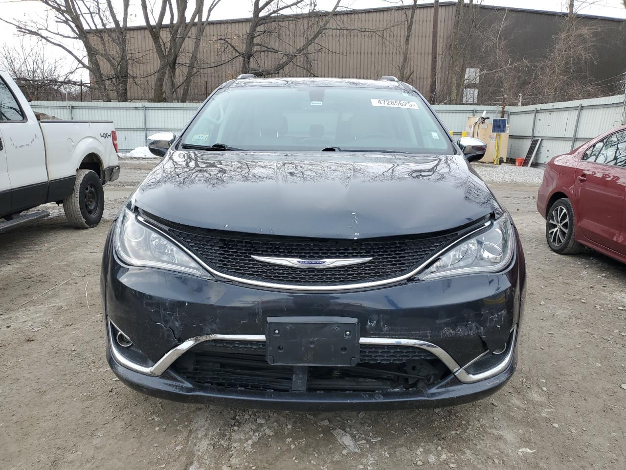 2020 Chrysler Pacifica VIN 2C4RC1GG5LR163048 Copart auction photo, front end damage thumbnail 5