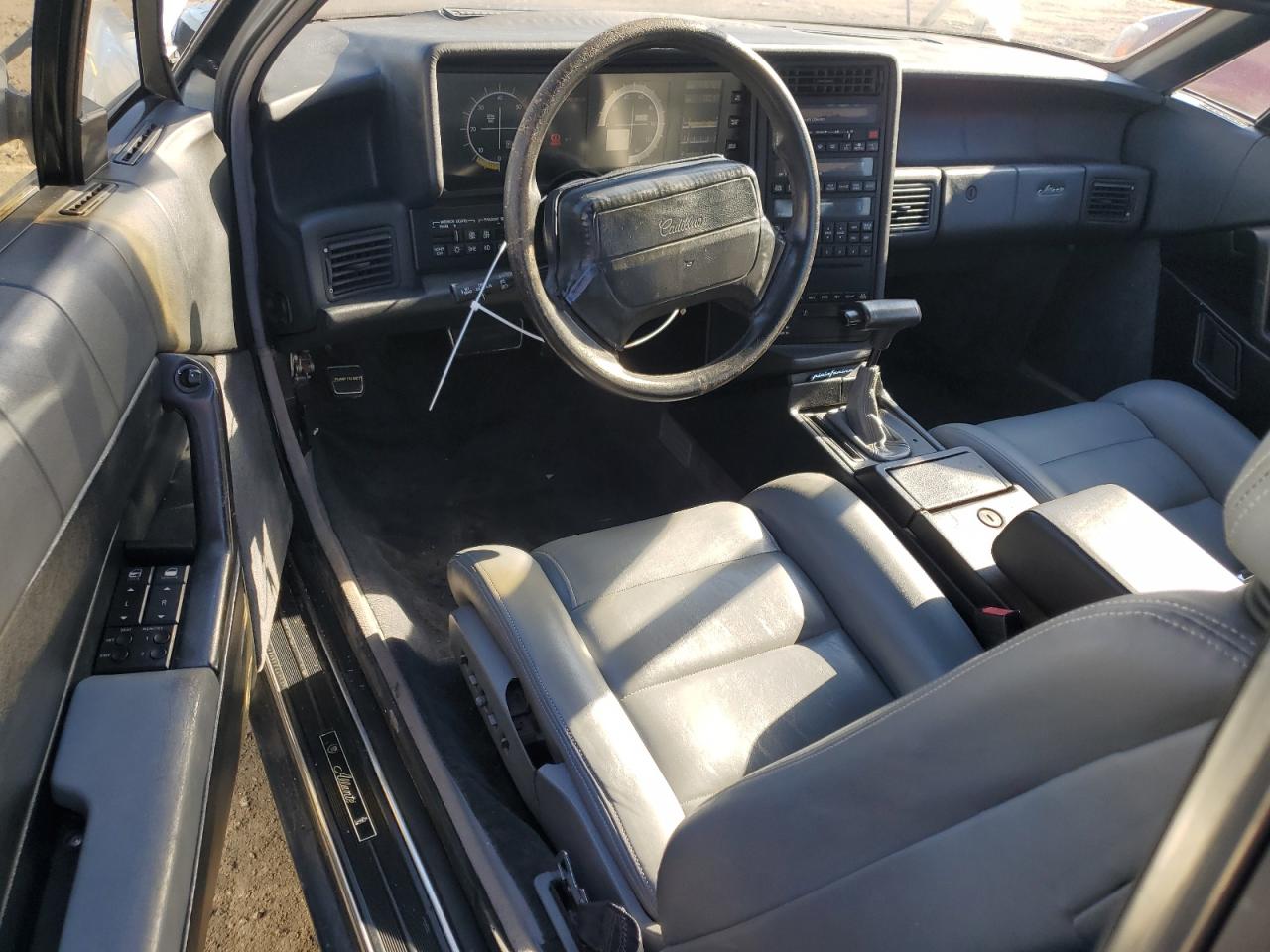 1990 Cadillac Allante VIN 1G6VS338XLU125607 Copart auction photo, minor dent/scratches damage thumbnail 8
