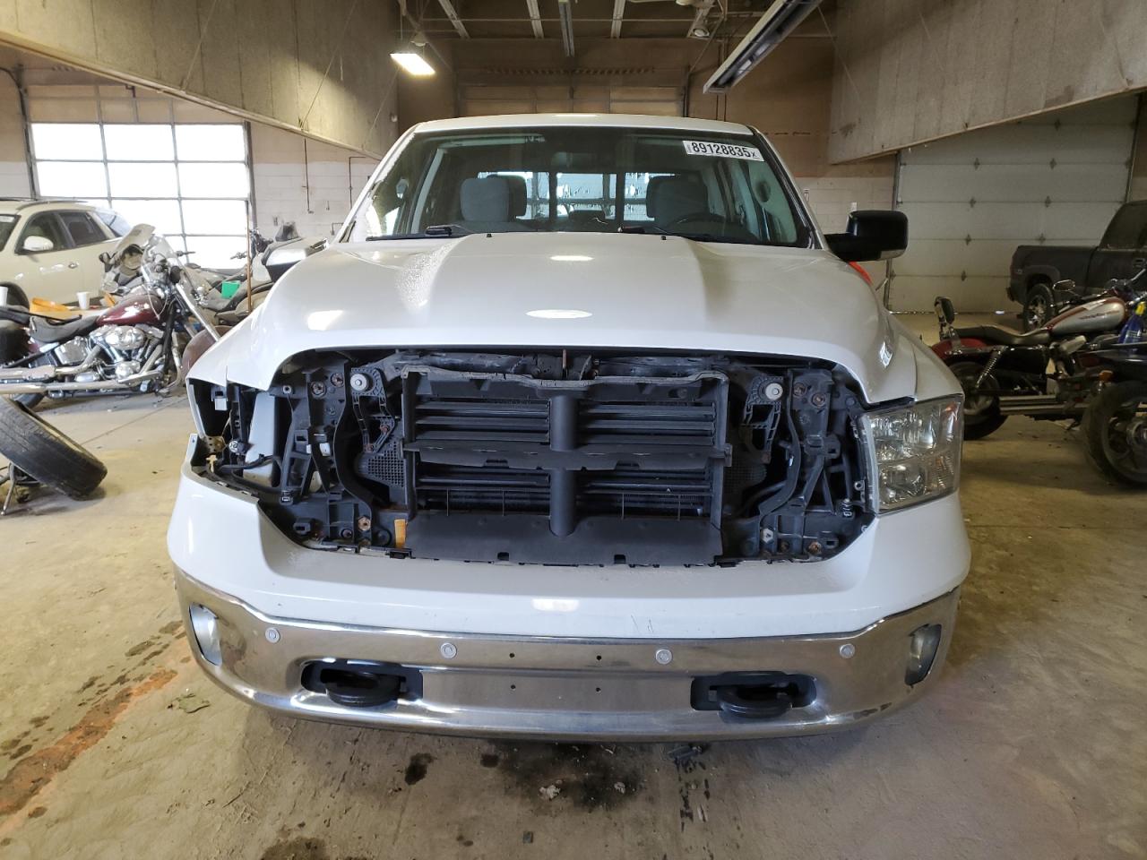 2016 RAM 1500 VIN 1C6RR7LM3GS284721 Copart auction photo, front end / side damage thumbnail 5