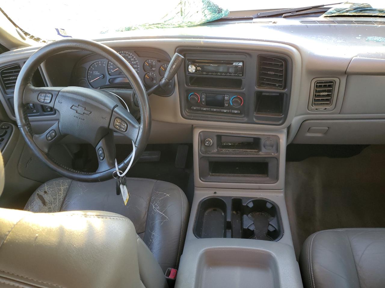 2005 Chevrolet Silverado VIN 2GCEC13T951359514 Copart auction photo, all over damage thumbnail 8